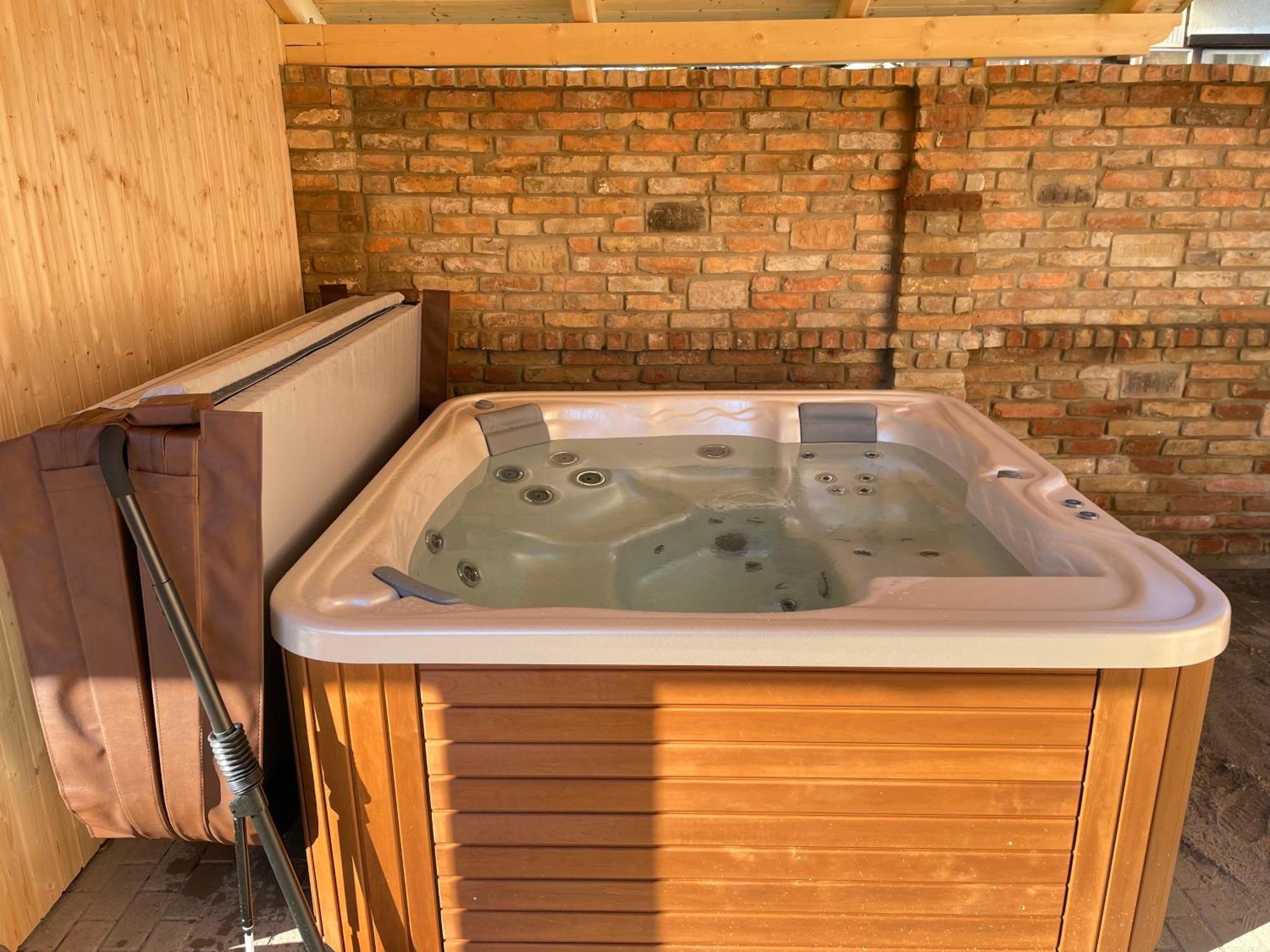 Balaton Apartman Balatonmariafurdo Ngoại thất bức ảnh