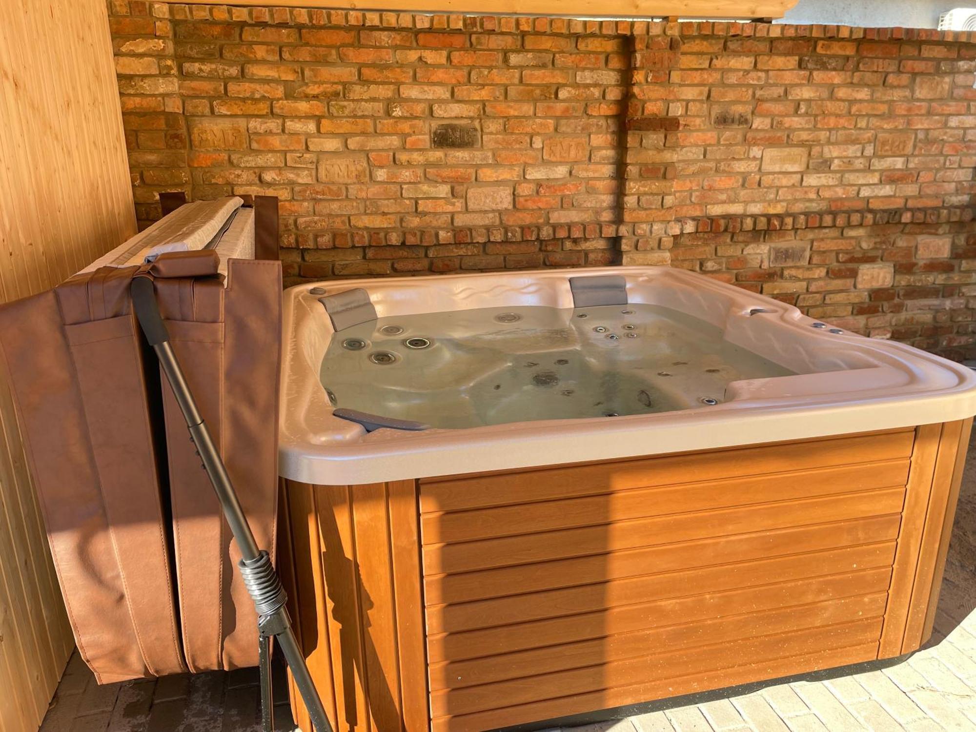 Balaton Apartman Balatonmariafurdo Ngoại thất bức ảnh