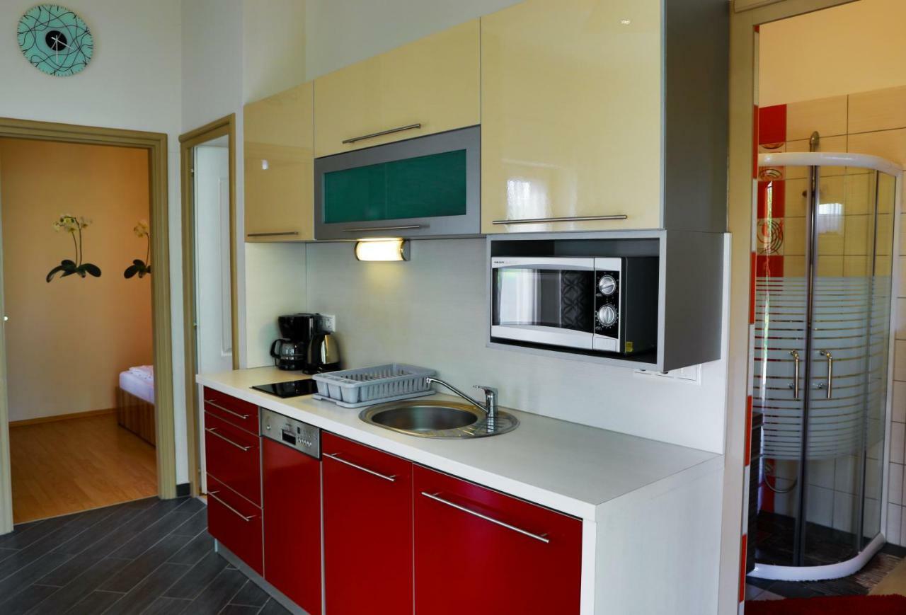 Balaton Apartman Balatonmariafurdo Ngoại thất bức ảnh