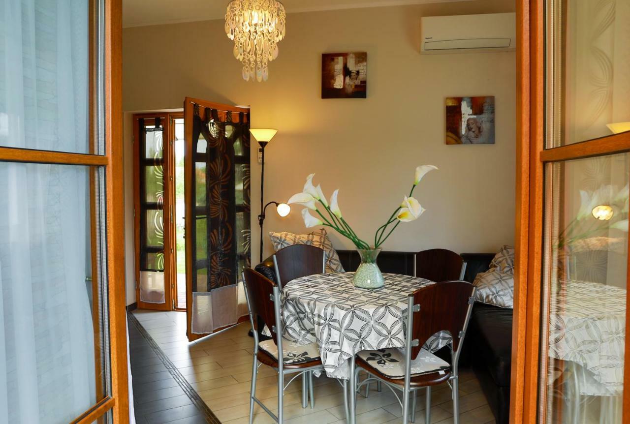 Balaton Apartman Balatonmariafurdo Ngoại thất bức ảnh